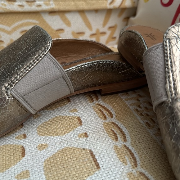 Frye Terri Gold leather mules - Picture 4 of 6